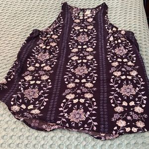 Old navy floral tank M